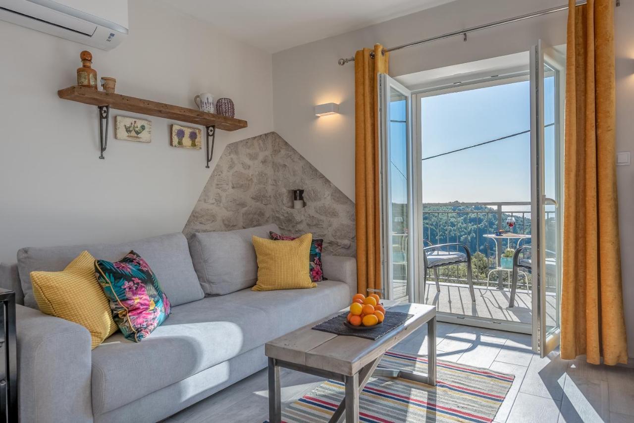 Izabela Apartment With Swimming Pool Babino Polje Exteriör bild