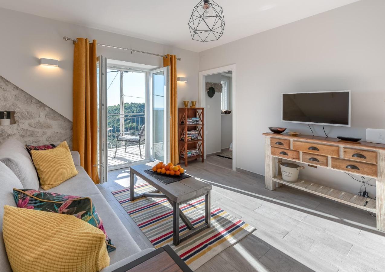 Izabela Apartment With Swimming Pool Babino Polje Exteriör bild